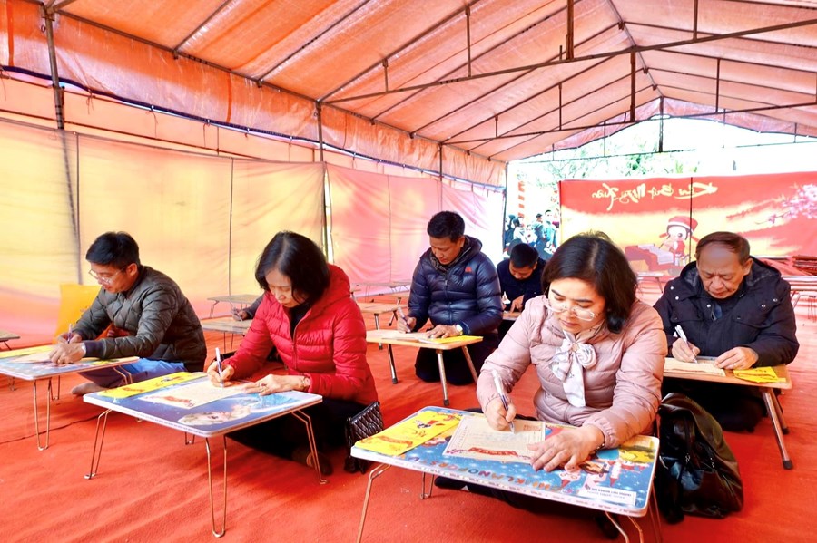 Nhấn vào ảnh để phóng to