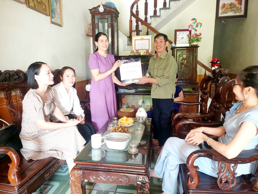 Nhấn vào ảnh để phóng to