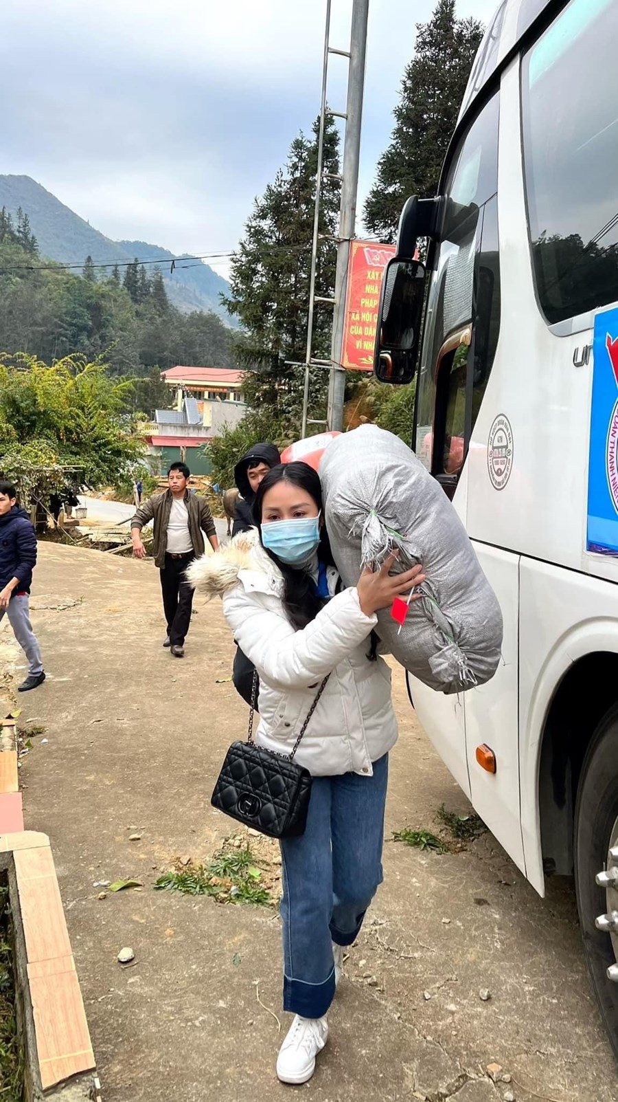 Nhấn vào ảnh để phóng to