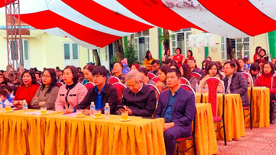 Nhấn vào ảnh để phóng to