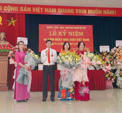 Ngày 17.11.2022 UBND phường Hợp Đức đã tổ chức kỉ niệm 40 năm ngày Nhà giáo Việt Nam 20.11
