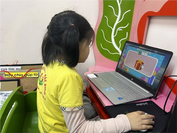 Ảnh hoạt động góc 