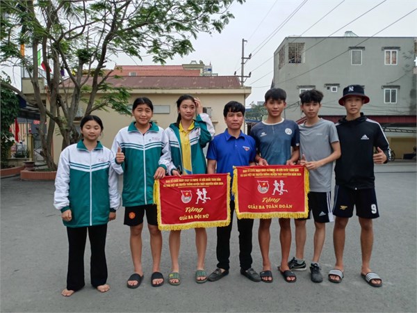 Sáng ngày 17/3 Trung tâm VHTT&TT phối hợp với Huyện đoàn Thủy Nguyên tổ chức ngày chạy Olympic vì sức khỏe toàn dân và giải chạy Việt dã huyện Thủy Nguyên năm 2024.