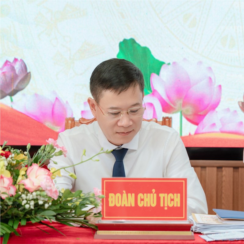 Hội nghị VC và NLĐ - Kỉ niệm ngày PNVN 20/10/2025