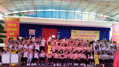 Hướng về nguồn cội của học sinh lớp 9 niên khóa 2018-2022