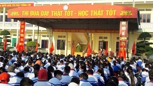 thực hiện ATGT, phòng chống các tệ nạn xã hội và phòng chống bạo lực học đường. 