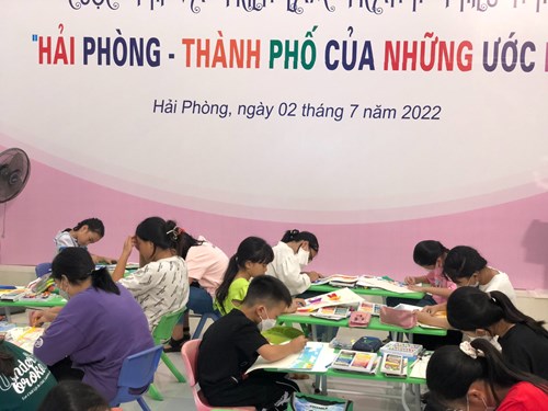 Cuộc thi Vẽ tranh thiếu nhi Thành phố hè năm 2022