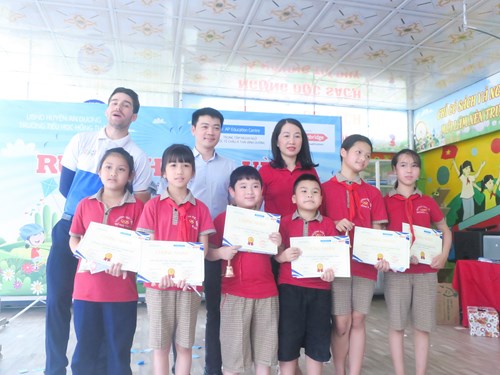 Hội thi  rung chuông vàng  môn tiếng anh cấp trường năm học 2021 - 2022