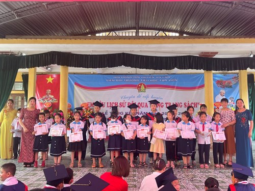 Trường Tiểu học Tân Viên tổ chức liên hoan Cháu ngoan Bác Hồ Tổng kết năm học 2021 -2022